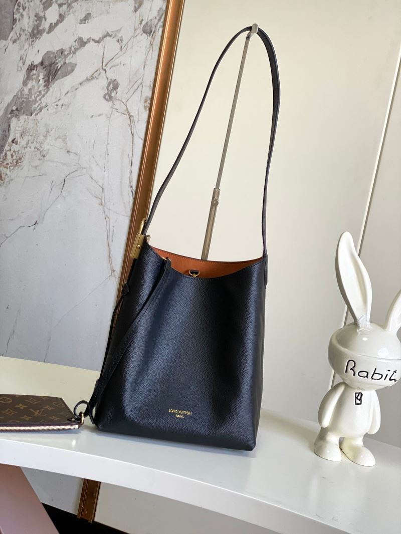Louis Vuitton Hobo Bags